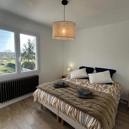 Jumapi Family House With Swimming Pool