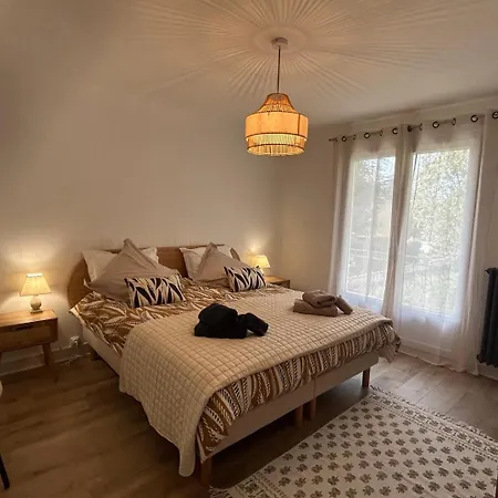 Jumapi Family House With Swimming Pool 3*