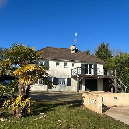 Jumapi Family House With Swimming Pool Gasthuis