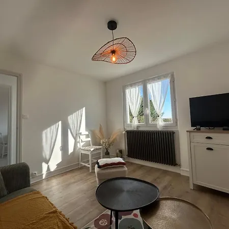 Gasthuis Jumapi Family House With Swimming Pool Fontaine-le-Comte