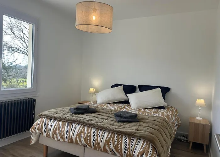 Pensión Jumapi Family House With Swimming Pool