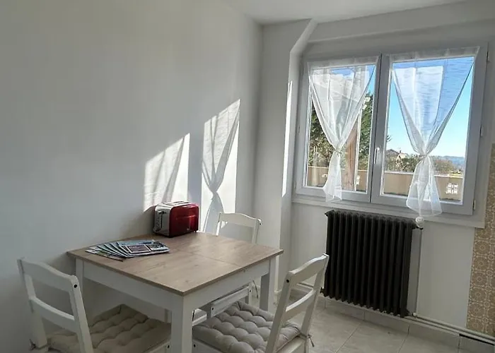 Jumapi Family House With Swimming Pool Pensión Fontaine-le-Comte