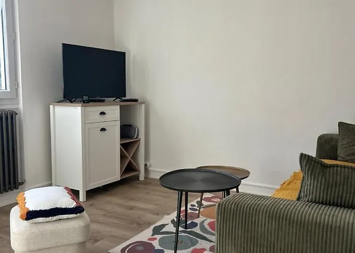 Jumapi Family House With Swimming Pool