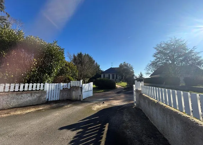 Pensión Jumapi Family House With Swimming Pool