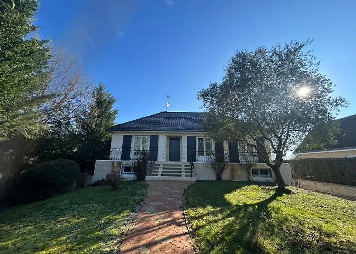 Jumapi Family House With Swimming Pool 3* Fontaine-le-Comte